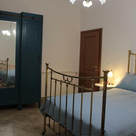 Villa Dei Tigli San Vicenzo di Galliera Εξωτερικό φωτογραφία